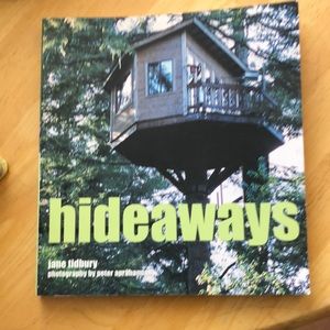 📖Two for $15📖 Hideaways